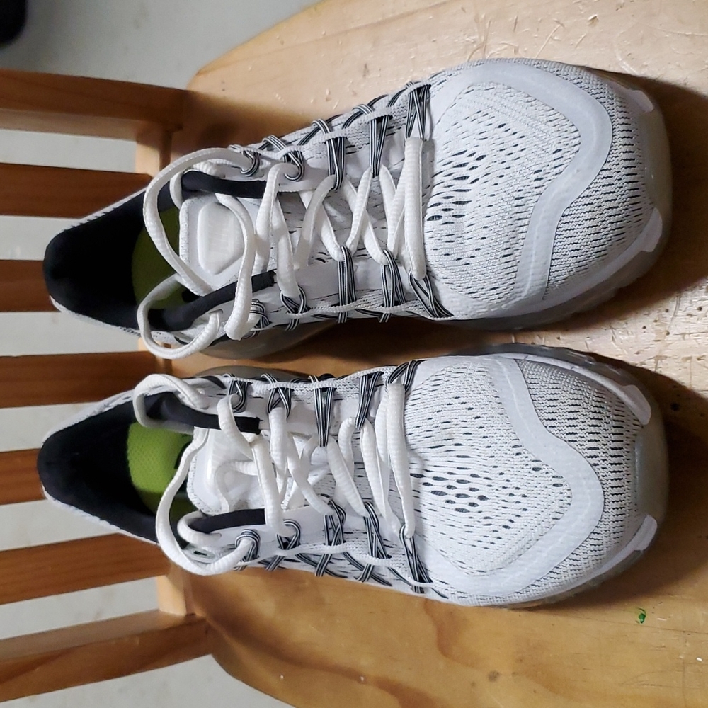 Womens Nike Air Max Neutral Ride Soft Running Shoe Size 7.5 - Picture 2 of 6